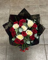 Bouquet de roses blanche et Rouge